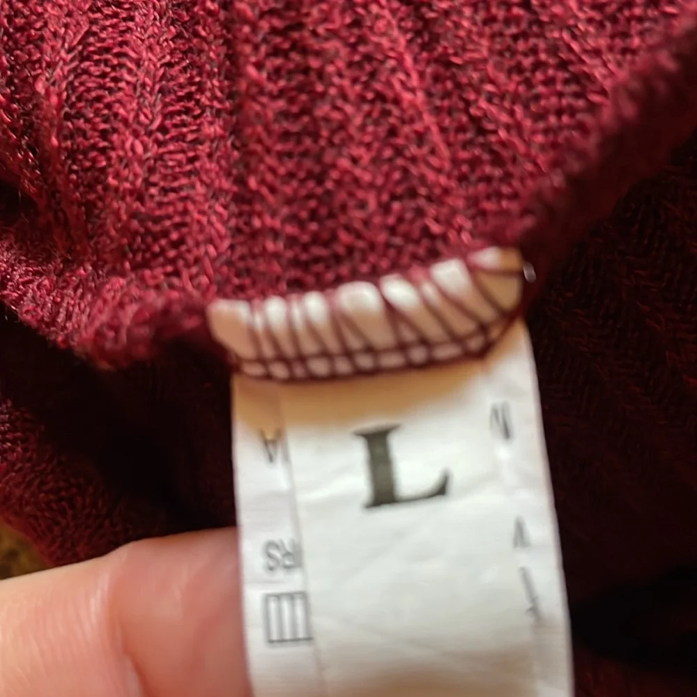 Maroon Blouse - Picture 4 of 5